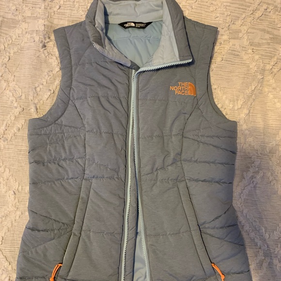 3 vests. You can buy them all as a bulk or individually. - Picture 3 of 7